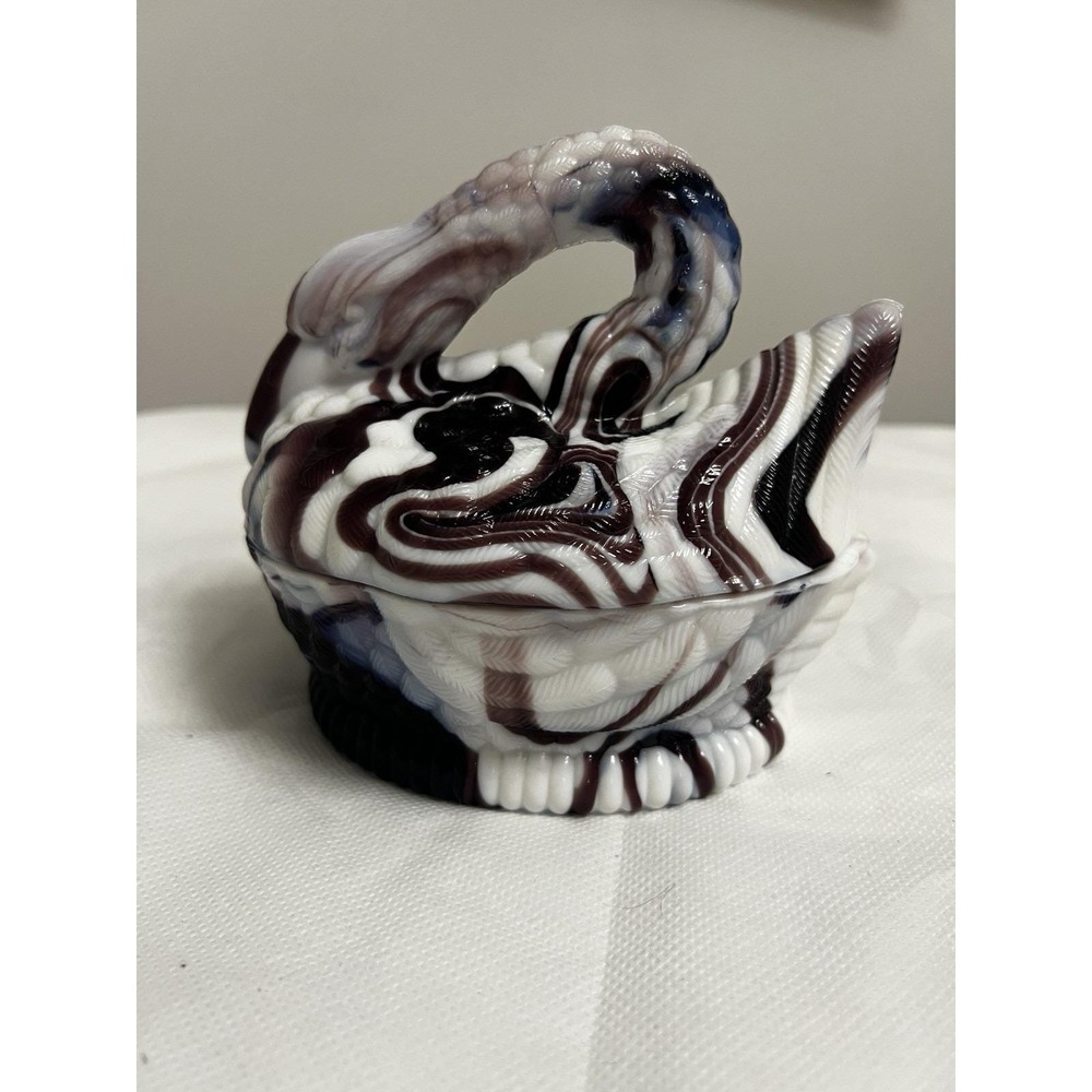 Vtg Hsinchu Taiwan Amethyst Purple Slag Milk Glass Swan Goose Trinket Dish